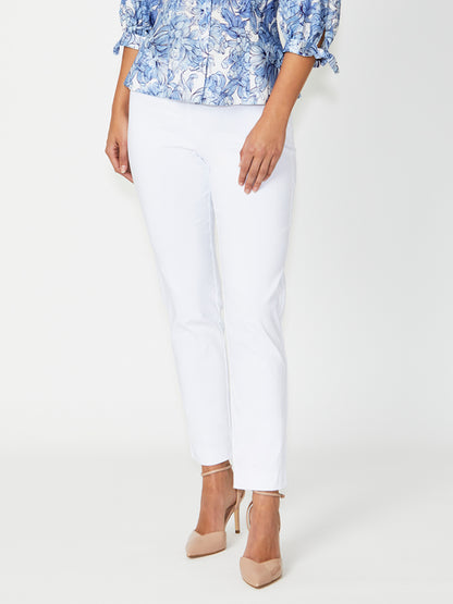 Women's Bengaline Capri Pant in White | Nancy