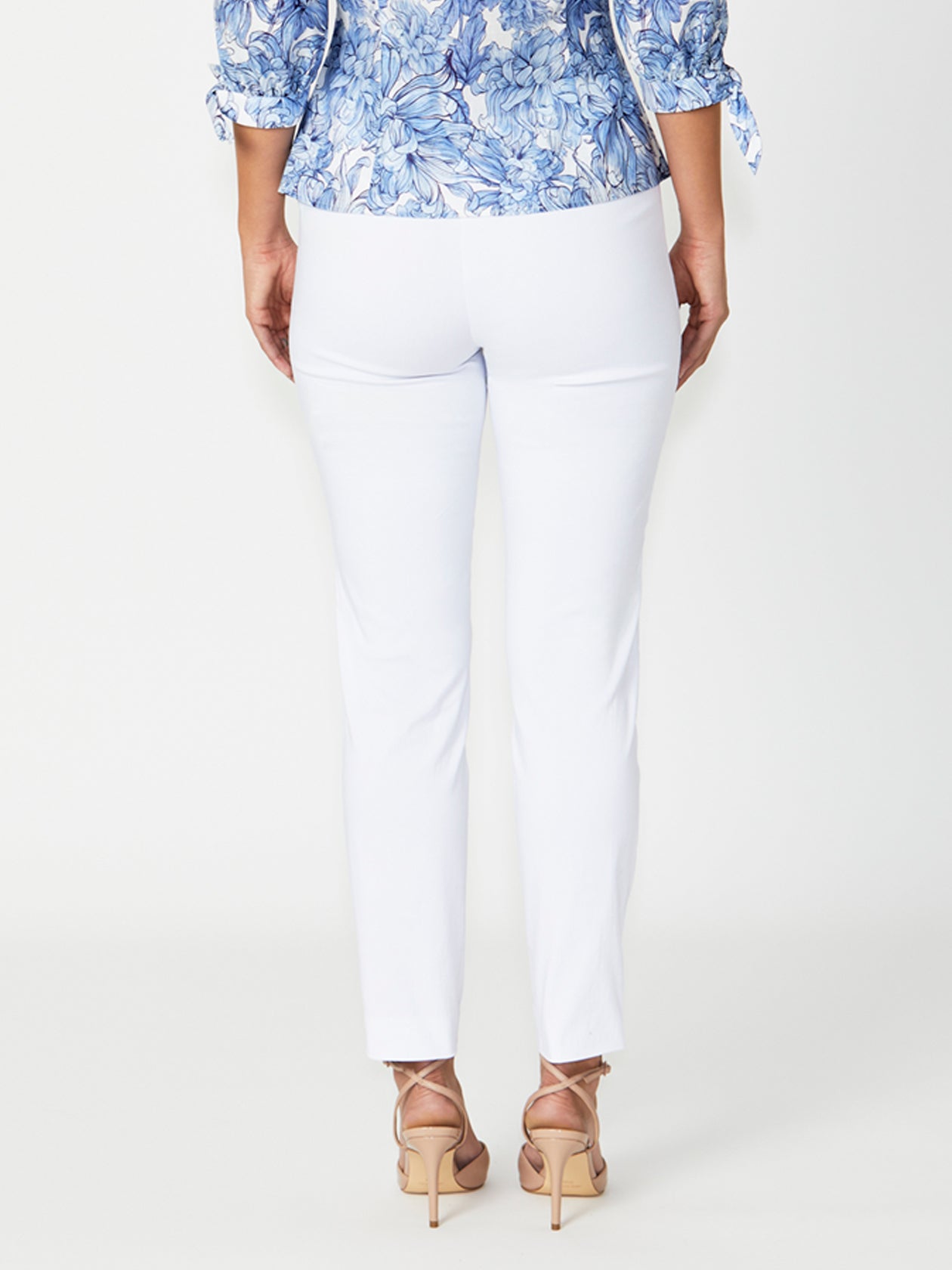 Women's Bengaline Capri Pant in White | Nancy